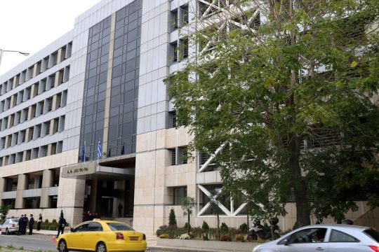 Μεταναστευτική πολιτική με χαλασμένο κλιματισμό