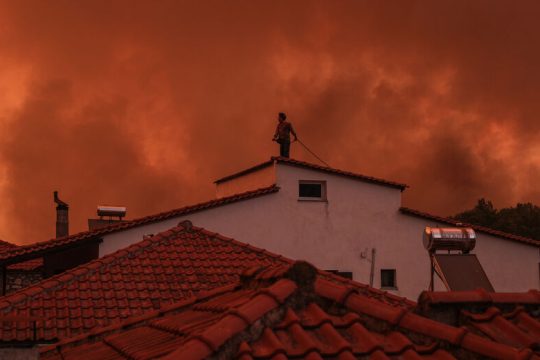Φτάνει πια η μοιρολατρία: Για ένα μαζικό ριζοσπαστικό κίνημα ενάντια στη κλιματική καταστροφή!