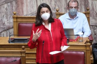 Δυσκολεύει το κλείσιμο ενός τμήματος λόγω Covid