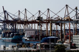 Αντίθετη η ΟΜΥΛΕ στην παραχώρηση του 16% του ΟΛΠ στην Cosco