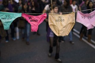 Αδίκημα η παρενόχληση γυναικών που κάνουν άμβλωση στην Ισπανία