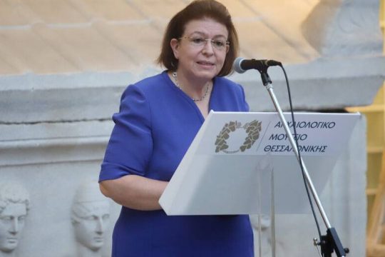 Αμετακίνητη στο ΥΠΠΟ η Λίνα Μενδώνη