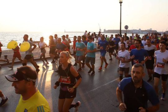 Στη μνήμη του Μίκη Θεοδωράκη ο Ημιμαραθώνιος Αθηνών