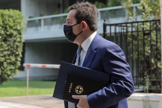 Απελάσεις, εμπόδια και στενά περιθώρια ακόμα και στις διασώσεις
