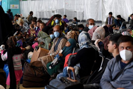 Αφγανοί πρόσφυγες παγιδεύτηκαν στη Γερμανία λόγω ιλαράς
