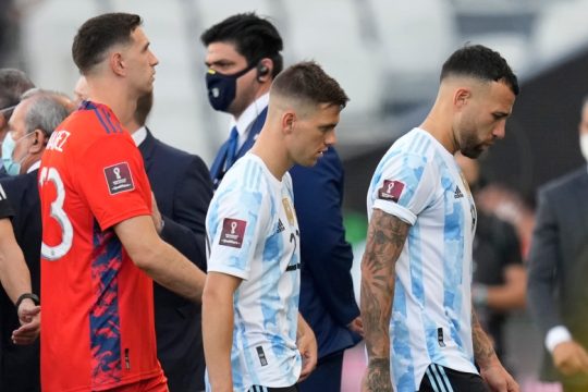 Το πινγκ πονγκ των ευθυνών