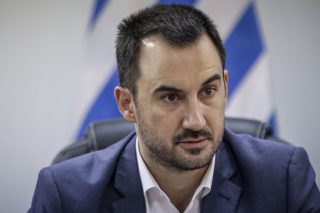ΣΥΡΙΖΑ: Αύξηση μισθών και ρύθμιση αγοράς