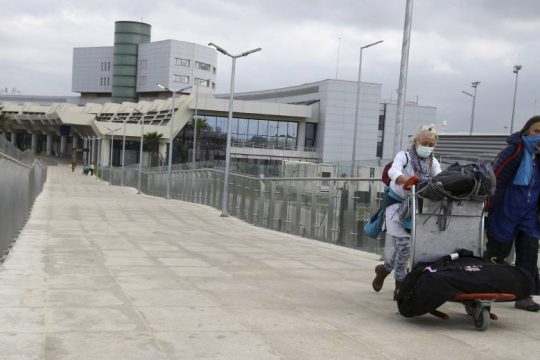 Κλείνει ο εναέριος χώρος της Αλγερίας για στρατιωτικά και πολιτικά αεροσκάφη του Μαρόκου