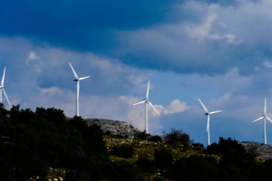 Δήμοι και κάτοικοι της Εύβοιας προσφεύγουν για τις ανεμογεννήτριες