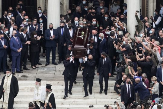 Μίκης Θεοδωράκης: Η τελευταία υπόκλιση