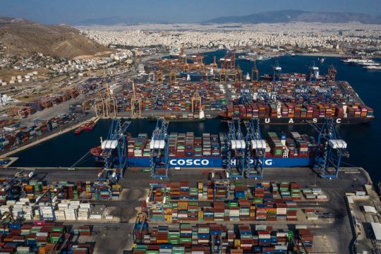 Eξαλλοι οι δήμαρχοι με την Cosco