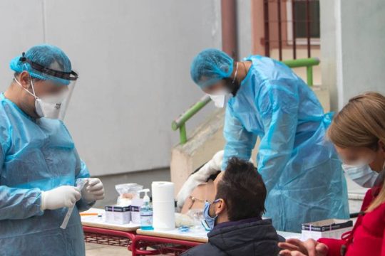 Έκτακτη σύσκεψη στη Θεσσαλονίκη λόγω της αύξησης κρουσμάτων