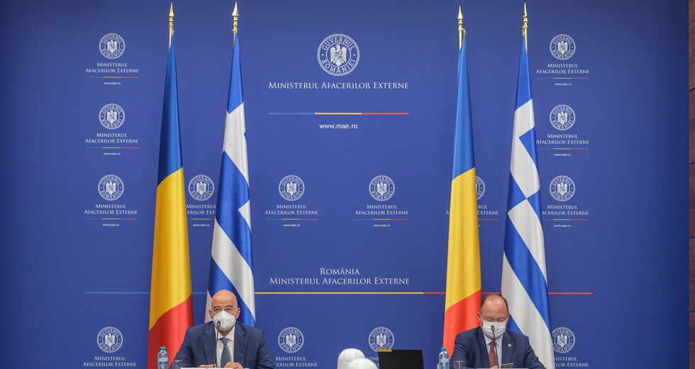 Αιχμές Δένδια κατά Τουρκίας