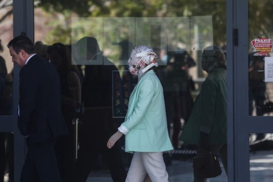 Δίκη για την επίθεση με βιτριόλι – Τι κατέθεσαν οι πρώτοι μάρτυρες