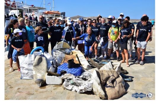 Περιβαλλοντική δράση στο εμβληματικό νησί της Δήλου, από τις Uni-pharma & InterMed
