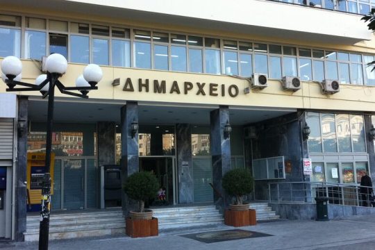 Συνάντηση των δημάρχων Πειραιά και Υδρας για την υποστελέχωση των δήμων