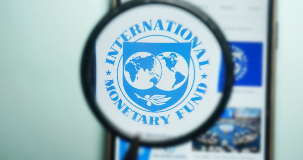 Κλείνουν τους λογαριασμούς με ΔΝΤ και 1ο Μνημόνιο