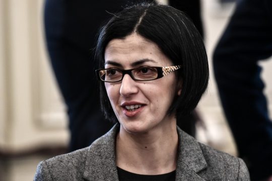 Θα ιδρώσει κάποιο αυτί;