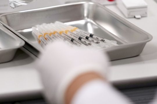 Στον εισαγγελέα τα στοιχεία για τους «μαϊμού» εμβολιασμούς στην Καρδίτσα