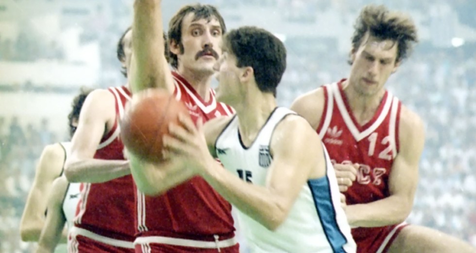 Τρεις Έλληνες υποψήφιοι για το Hall of Fame της FIBA