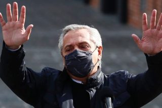 Ράπισμα στην κυβέρνηση, προέλαση της Ακροδεξιάς