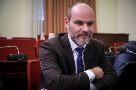 «Κάθε κράτος να έχει και το όριο χρέους του»