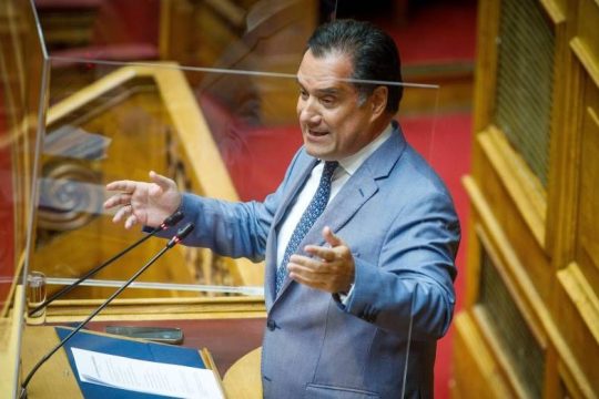 Σύγκρουση στη Βουλή για την ακρίβεια- Στον ΣΥΡΙΖΑ τα ρίχνει ο Γεωργιάδης