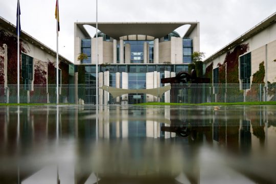 Πατάει «γκάζι» για κυβέρνηση το SPD, «φαγωμάρα» στο CDU/CSU