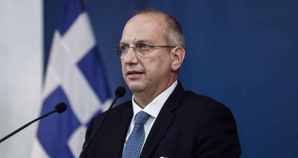 Δεν είδε την κατάρρευση της μετοχής, υποσχέθηκε φθηνό ρεύμα σε βάθος δεκαετίας