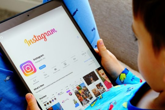 Αναστέλλονται τα σχέδιά του Instagram για παιδική πλατφόρμα