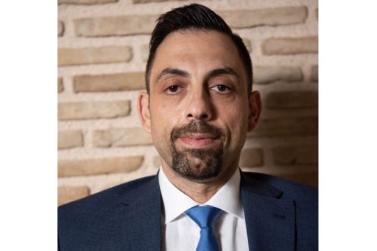 Μεταπτυχιακές Σπουδές και απασχόληση: Κριτήριο επιλογής και επαγγελματικής εξέλιξης