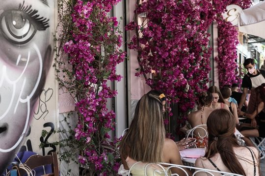 Τα τραπεζάκια του Σεπτέμβρη