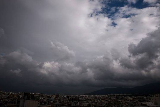 Προειδοποίηση για ισχυρές βροχές στη Βόρεια Εύβοια τη νύχτα