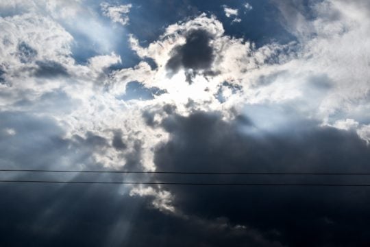 Μίνι καταιγίδες, πολλά μποφόρ και… χαλάζι