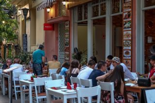 Μπάχαλο με τους ανήλικους 12-17 ετών