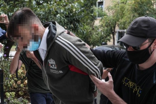 Προφυλακιστέοι ο πρώην ποδοσφαιριστής και το μοντέλο για τα 7,8 κιλά κοκαΐνης