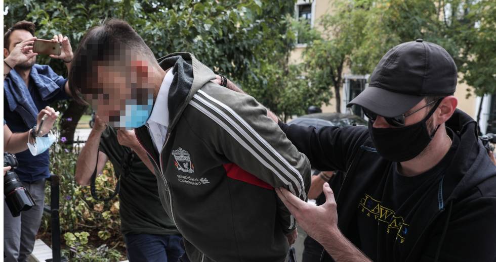 Προφυλακιστέοι ο πρώην ποδοσφαιριστής και το μοντέλο για τα 7,8 κιλά κοκαΐνης