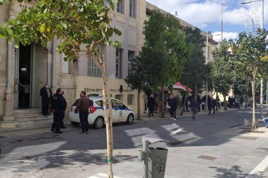 Ηράκλειο: Στη φυλακή 5μελής οικογένεια για υπόθεση ναρκωτικών 