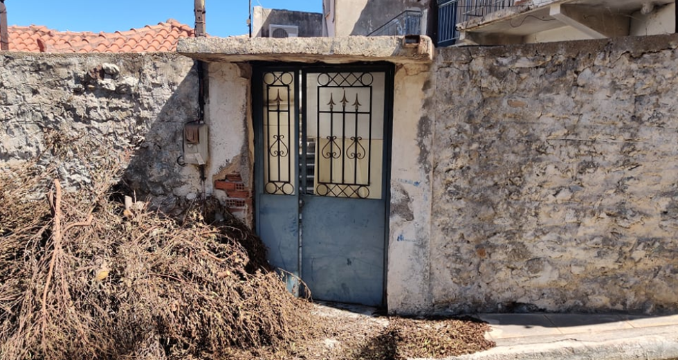 Κυπαρισσία: Στη 42χρονη ανήκει η τσιμεντωμένη σορός – Καταζητείται ο σύντροφος