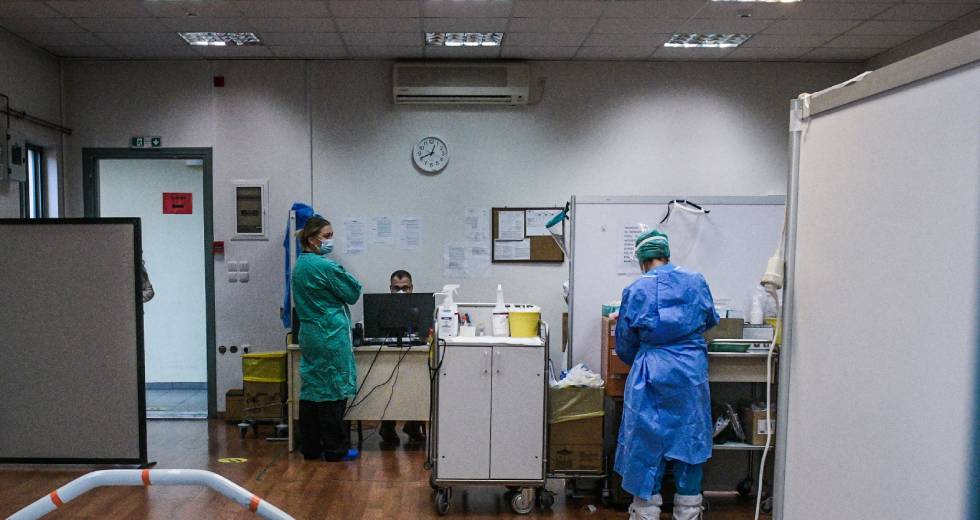 Πλαστά πιστοποιητικά: 200 περιστατικά στο στόχαστρο-Παραδοχή Πλεύρη για κενά