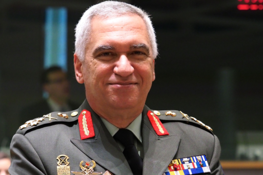 Ζητείται απόστρατος