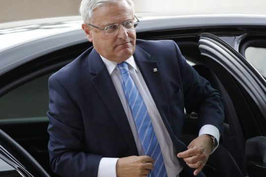 Η Βαβέλ των «27» ανακυκλώνει τις προσφυγικές ροές