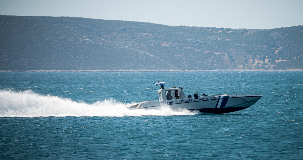 Συνελήφθη πλοίαρχος που παρέκκλινε της πορείας του