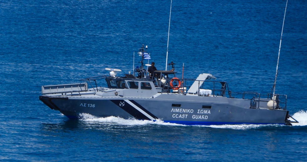 Σε αναστολή εργασίας τέσσερις ανεμβολίαστοι λιμενικοί