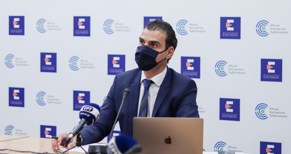 «Πράσινο φως» για τρίτη δόση σε όσους βρίσκονται σε ΜΦΥ και στους άνω των 60