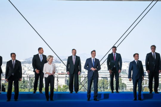 MED 9 με το βλέμμα στην AUKUS