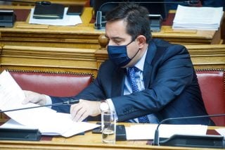 «Λαθρο»-νομοσχέδιο απελάσεων, διώξεων και υπό όρους διασώσεων έγινε Νόμος