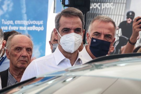 Το τυμπανιαίο πτώμα της ελληνικής δημοσιογραφίας