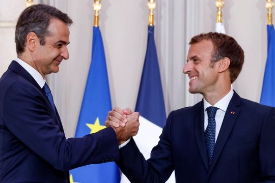 Ελλάς – Γαλλία – δυσπιστία