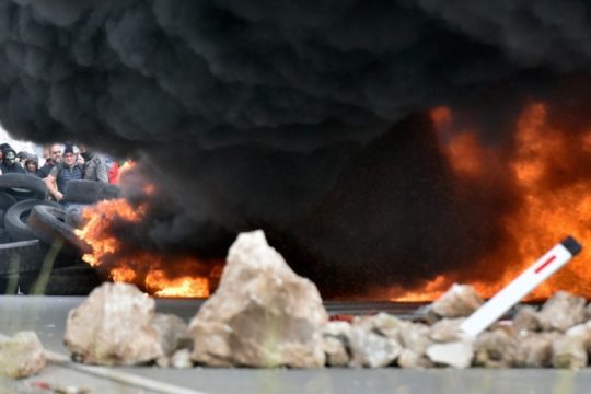 Βίαια επεισόδια κατά την ενθρόνιση του μητροπολίτη Μαυροβουνίου